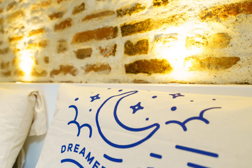 Mur en brique toulousaine